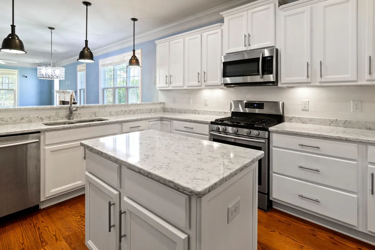 Filth & Squalor Cleanup in Lindenhurst, NY